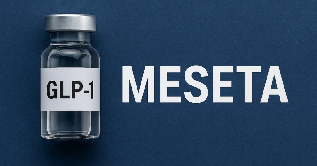 Fotografía de un vial transparente etiquetado como GLP-1 junto a la palabra “MESETA” en letras blancas, sobre fondo azul oscuro, concepto de estancamiento en pérdida de peso